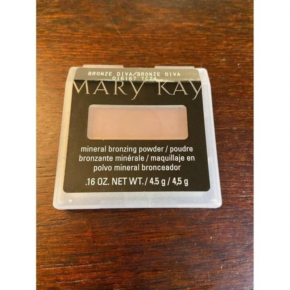 Mary Kay Mineral Bronzing Powder Bronze Diva 016167 Sun-Kissed Glow 0.16oz New